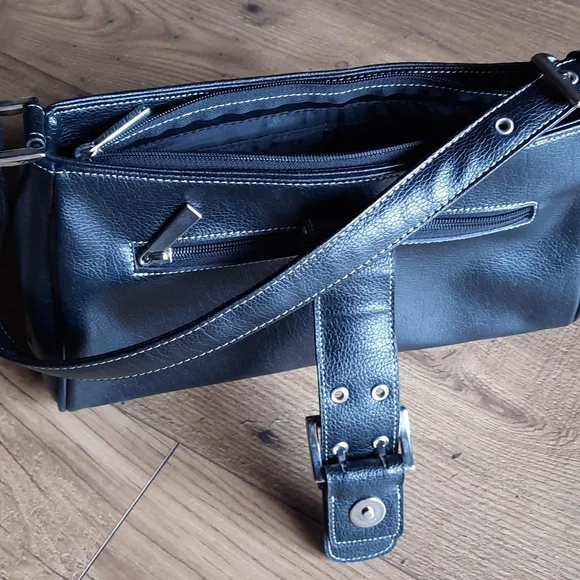 Handbag - Picture 11 of 16